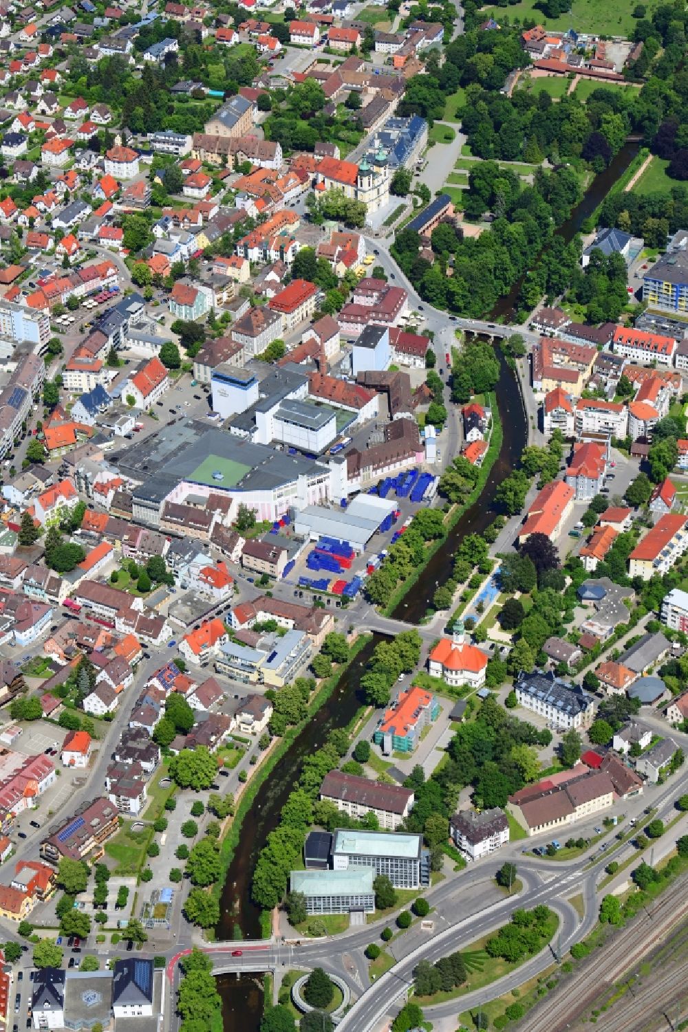 Aerial image Donaueschingen - Building and production halls on the premises of the brewery Fuerstenberg - Brauerei in Donaueschingen in the state Baden-Wuerttemberg, Germany