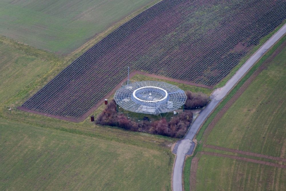 Aerial image Wilsdruff - Beacon before Dresden (DRN) in Wilsdruff, Saxony. A rotating beacon (abbreviation before is a beacon for aviation navigation. It sends a special radio signal a receiver in the aircraft can find the direction to the beacon. AGO stands for VHF Omni radio range