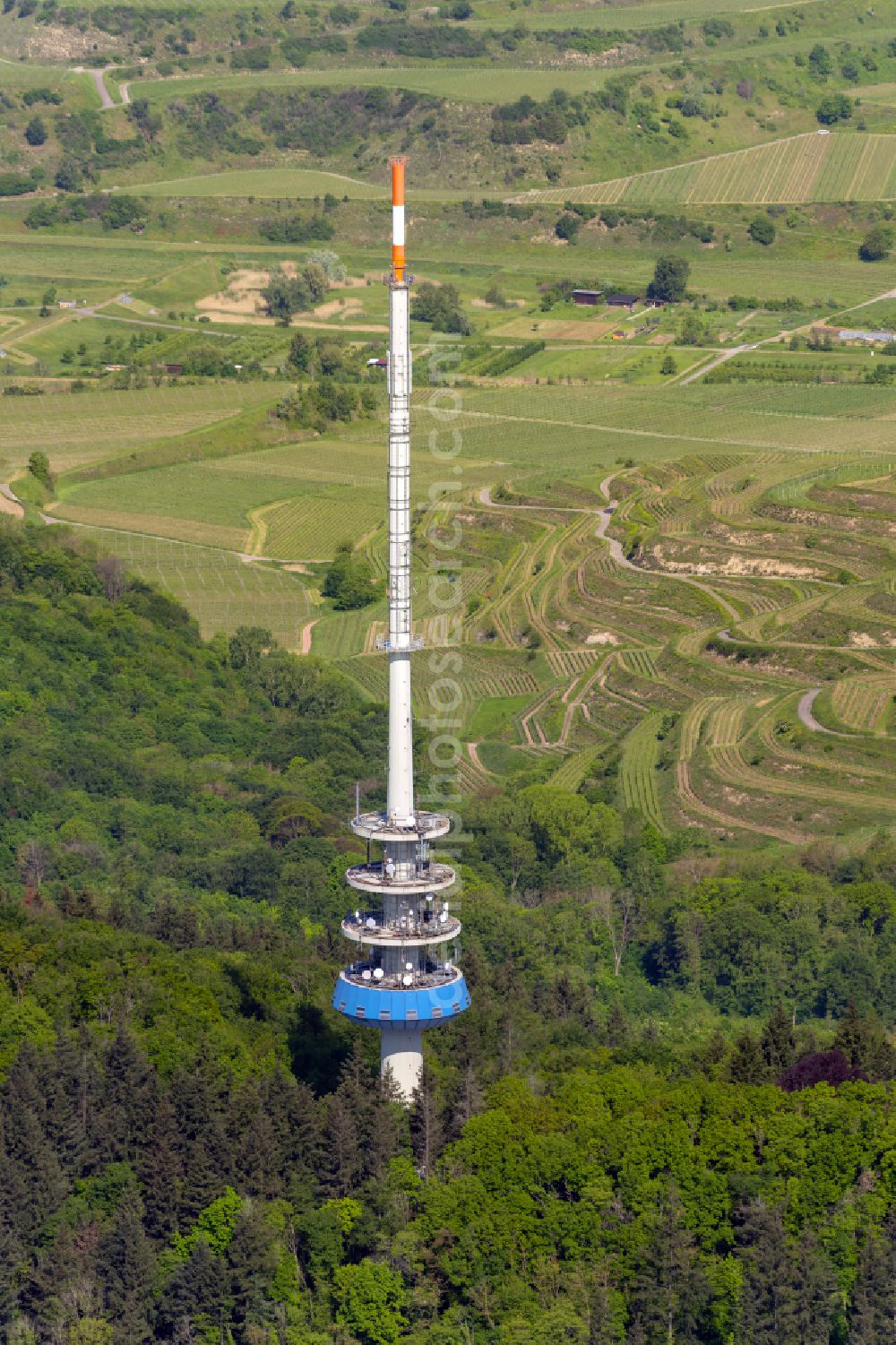 Aerial image Vogtsburg im Kaiserstuhl - Funkturm and transmission system Fernmeldeturm Vogtsburg-Totenkopf as basic network transmitter in Ihringen in the state Baden-Wurttemberg, Germany