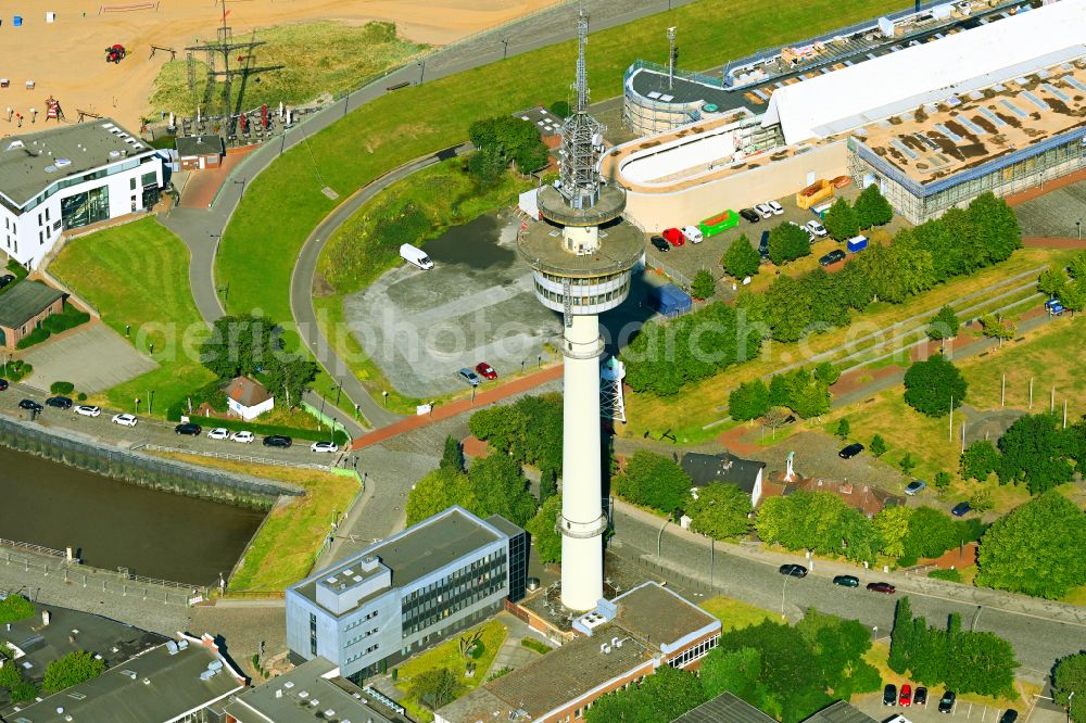 Aerial photograph Bremerhaven - Funkturm and transmission system as basic network transmitter - Richtfunkturm on street Am Alten Vorhafen in Bremerhaven in the state Bremen, Germany