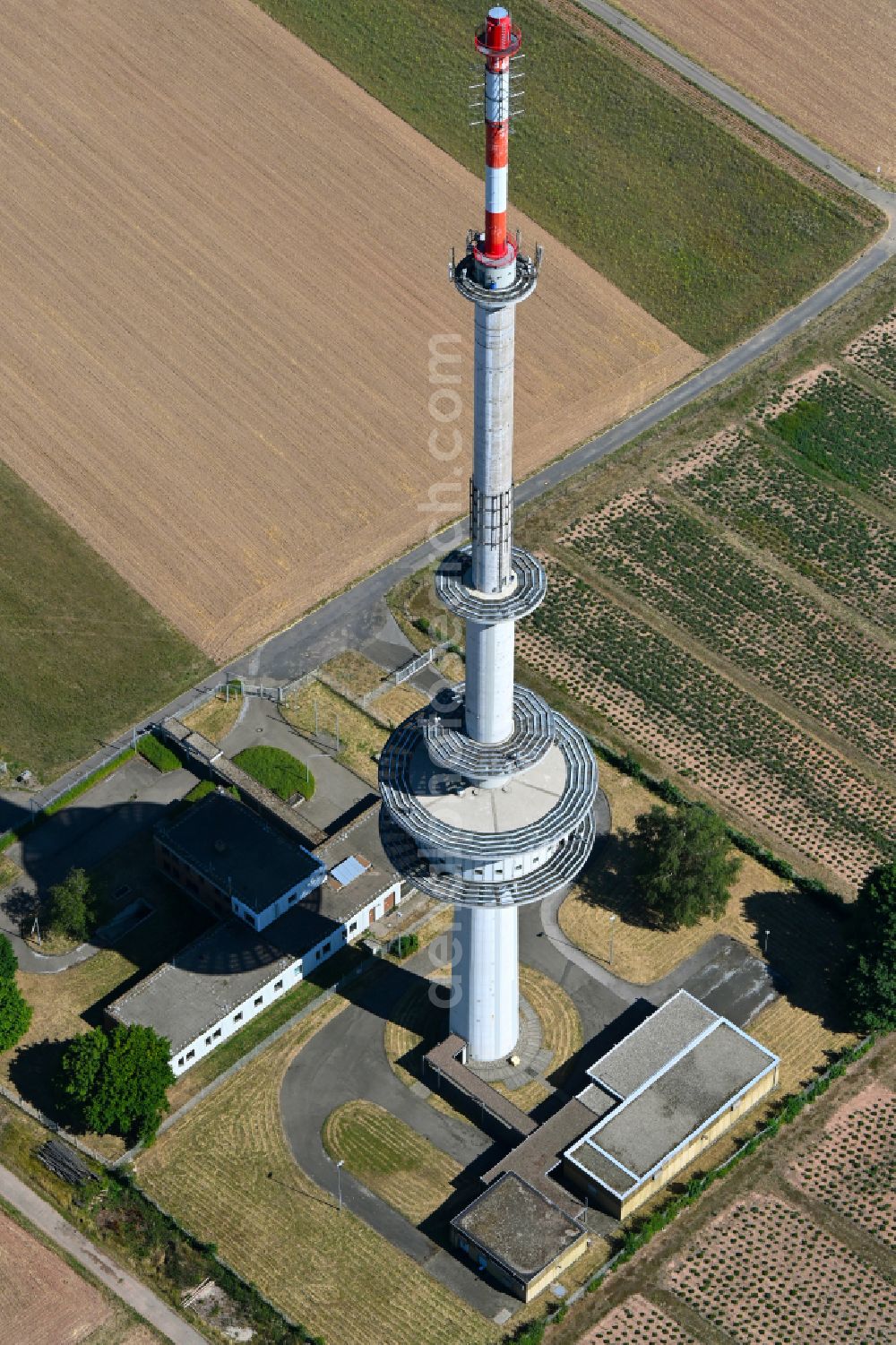 Aerial photograph Mudau - Funkturm and transmission system as basic network transmitter Sender Reisenbach on street Hardtstrasse in Mudau in the state Baden-Wuerttemberg, Germany