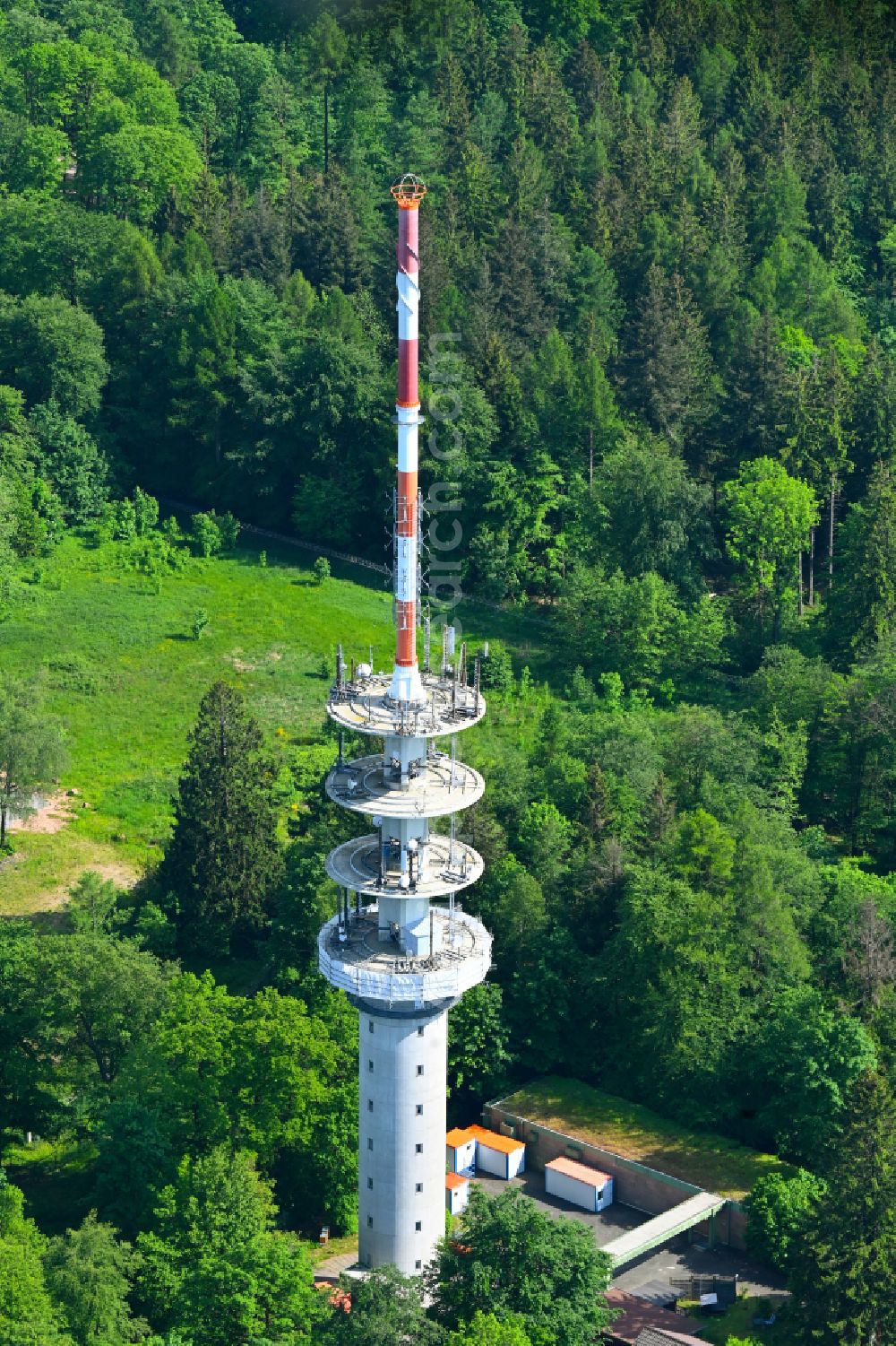 Aerial photograph Heidelberg - Radio tower and transmitter on the crest of the mountain range of Koenigstuhl on street Hohler Kaestenbaumweg in Heidelberg in the state Baden-Wuerttemberg, Germany