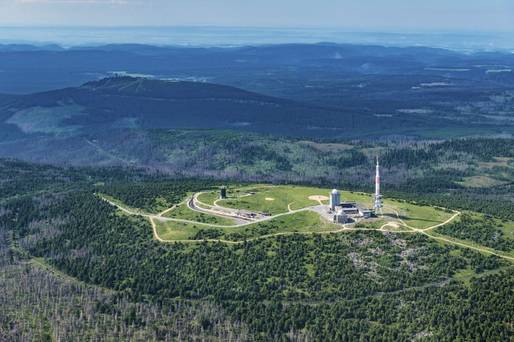 Aerial photograph Schierke - Radio tower and transmitter on the crest of the mountain range Brocken in Harz in Schierke in the state Saxony-Anhalt, Germany