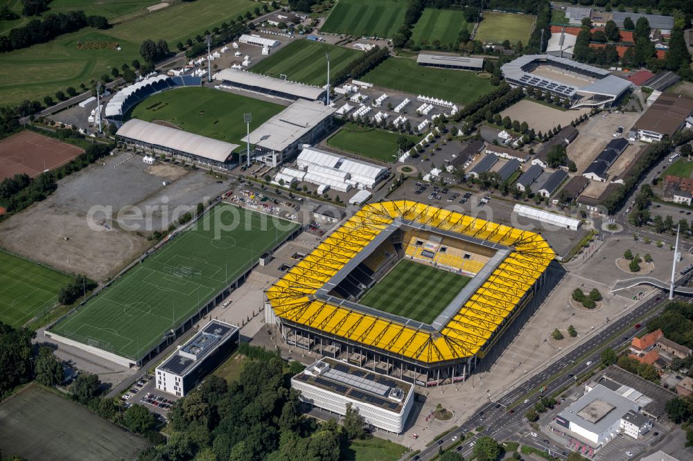 Aerial photograph Aachen - Football stadium tivoli of the football club TSV Alemannia Aachen GmbH on the Am Sportpark Soers in Aachen in the state North Rhine-Westphalia, Germany