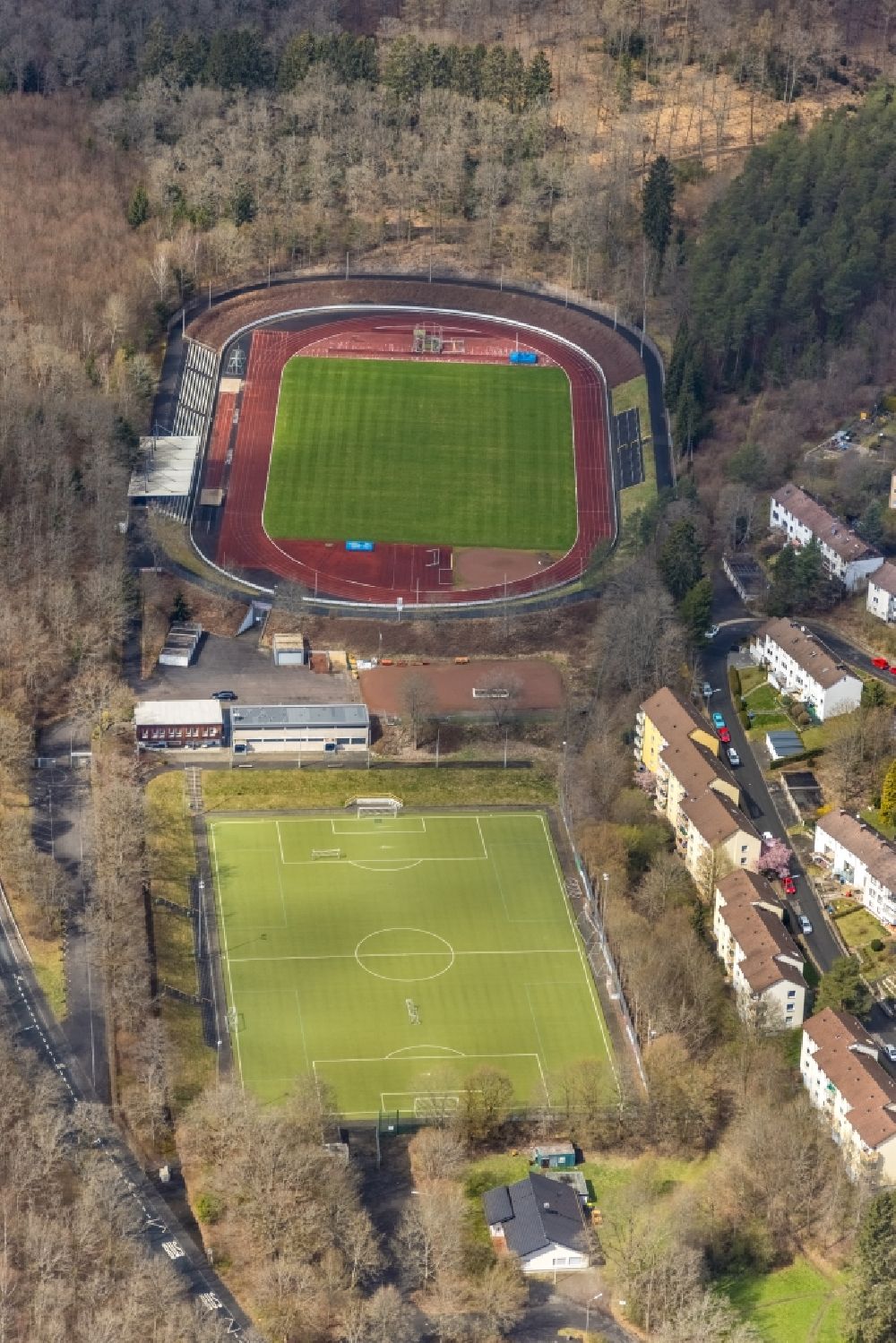 Aerial photograph Siegen - Football stadium Hofbachstadion on Kiefernweg in the district Geisweid in Siegen at Siegerland in the state North Rhine-Westphalia, Germany
