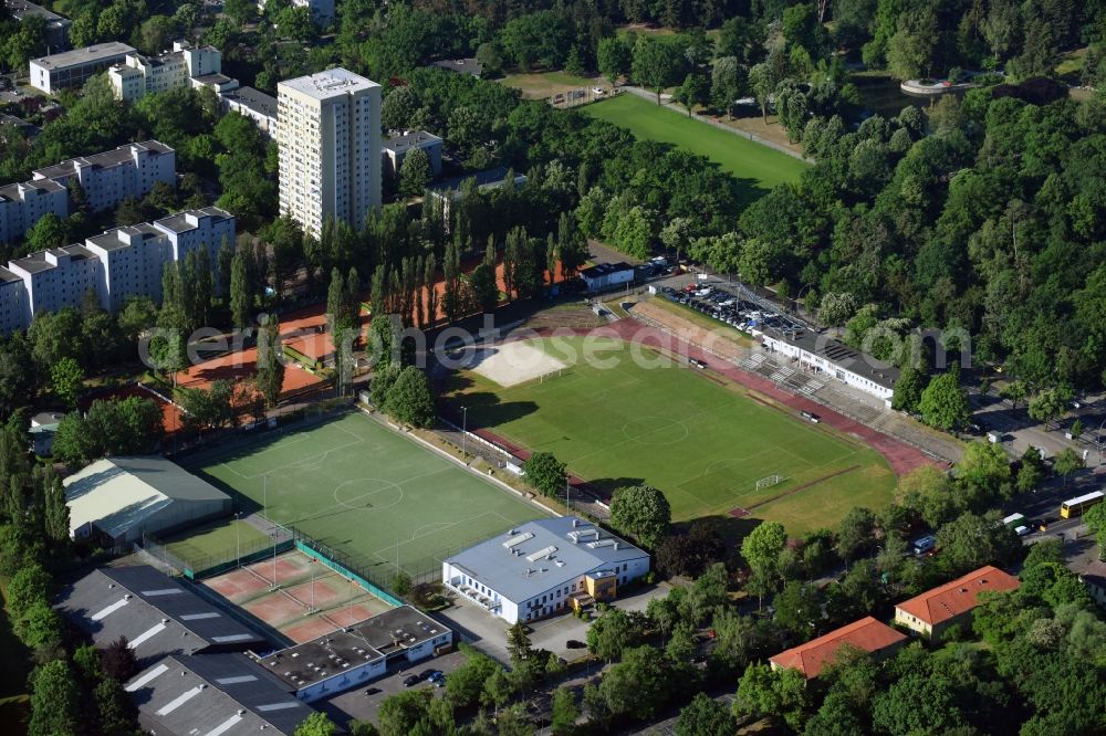 Aerial image Berlin - Football stadium Preussenstadion in the district Bezirk Steglitz-Zehlendorf in Berlin, Germany