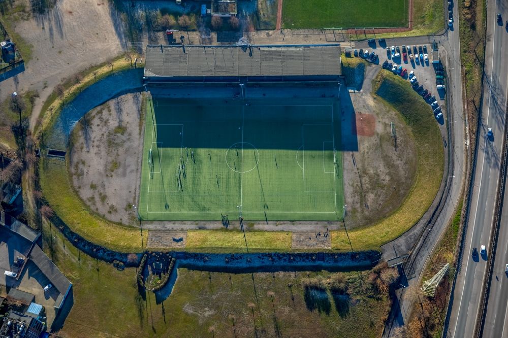Aerial image Gelsenkirchen - Football stadium of the football club FC Schalke 04 Glueckauf-Kampfbahn on Ernst-Kuzorra-Platz in the district Gelsenkirchen-Mitte in Gelsenkirchen in the state North Rhine-Westphalia