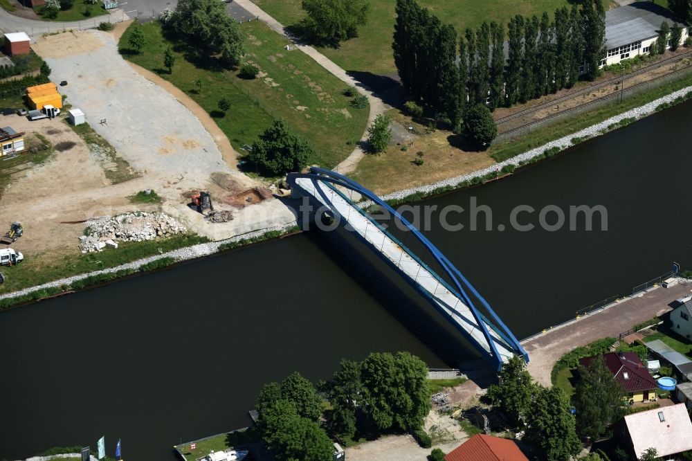 Aerial photograph Genthin - Pedestrian bridge over the Elbe-Havel-Canel in the state Saxony-Anhalt