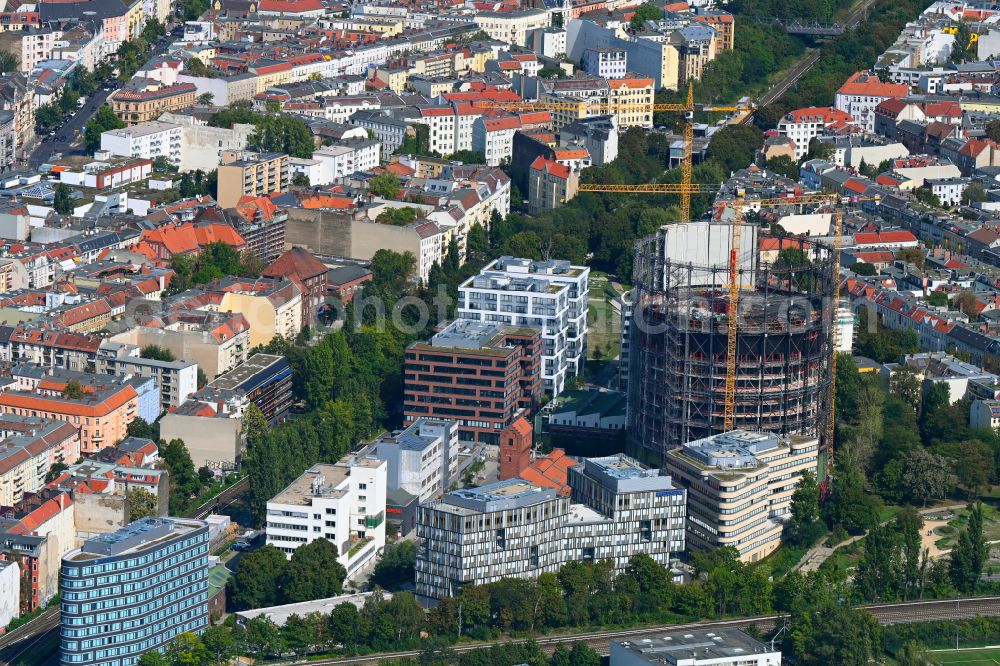 Berlin from the bird's eye view: Gasometer high storage tank during conversion and renovation in the district Schoeneberg in Berlin, Germany