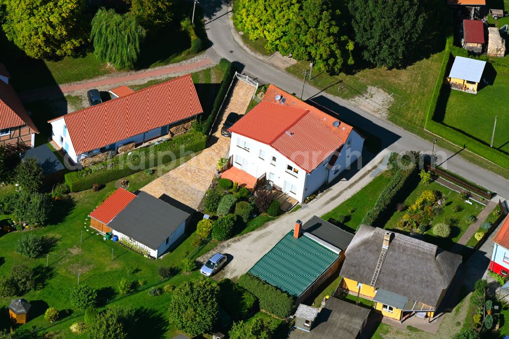 Kenz from above - Building of a multi-family residential building with Garten on street Brunnenaue in Kenz in the state Mecklenburg - Western Pomerania, Germany