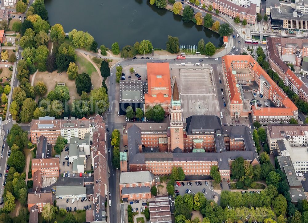 Kiel from the bird's eye view: Town Hall building of the city administration with Rathausplatz in Centrum in Kiel in the state Schleswig-Holstein, Germany