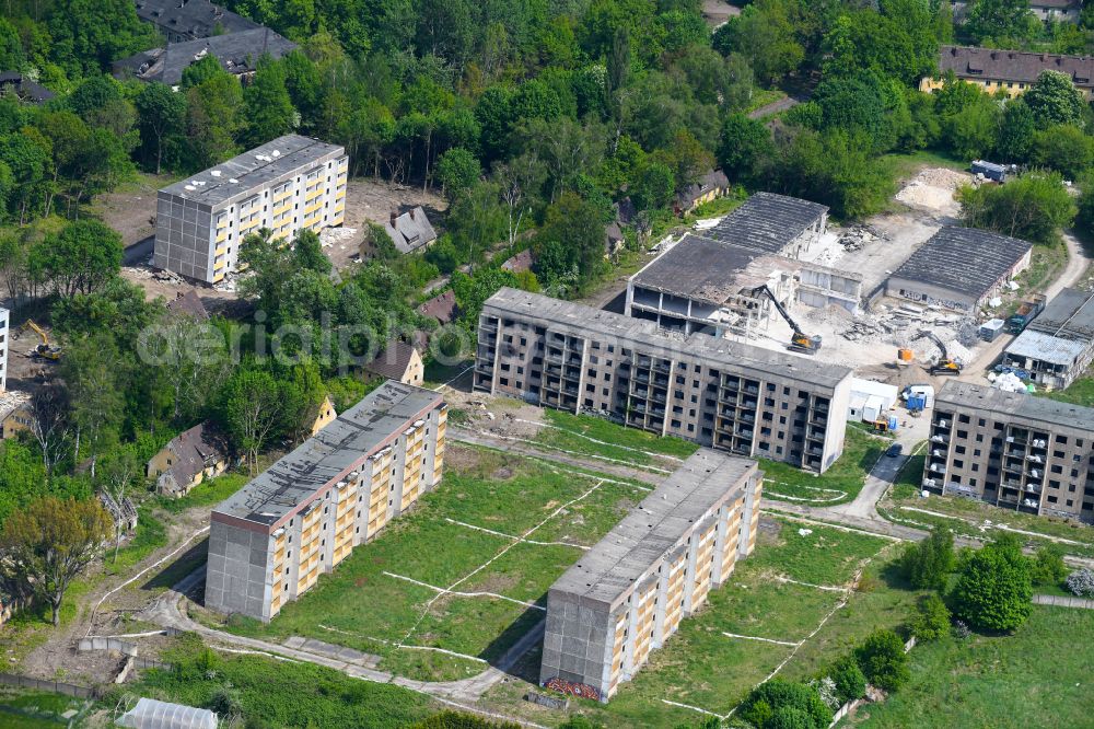Potsdam from above - Building complex of the former military barracks of Entwicklungstraeger Potsdam GmbH on Krampnitzsee in Fahrland in the state Brandenburg, Germany