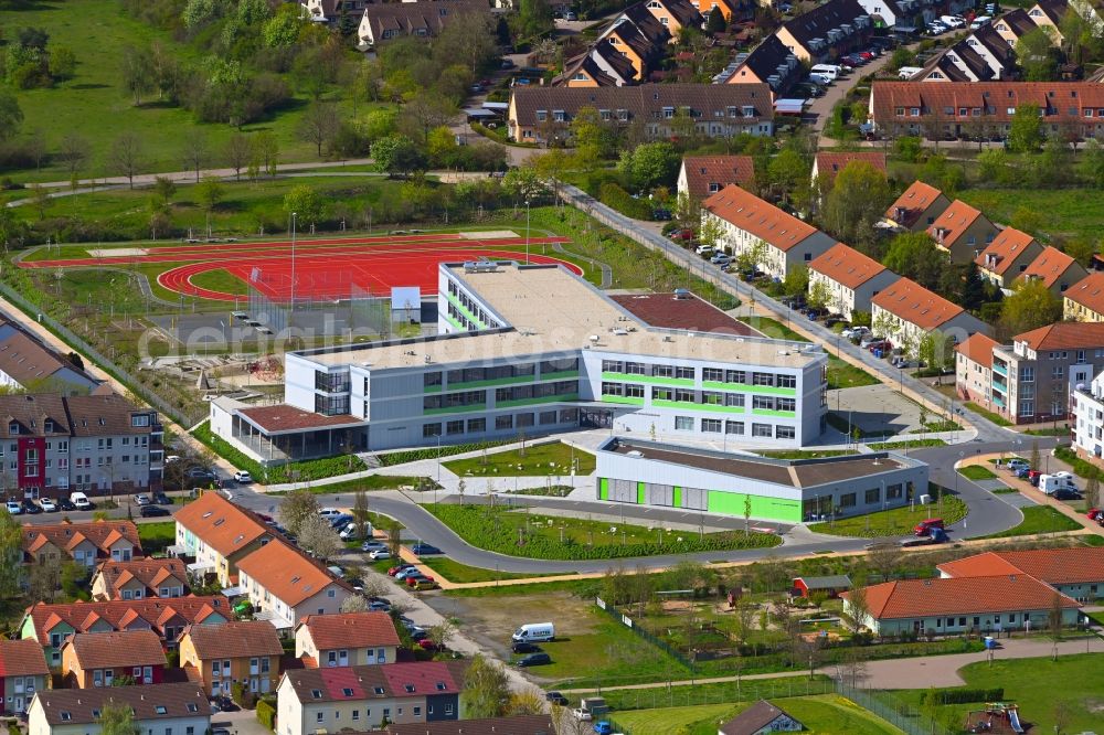 Hönow from the bird's eye view: Building city destrict center between of Schulstrasse and of Marderstrasse in Hoenow in the state Brandenburg, Germany