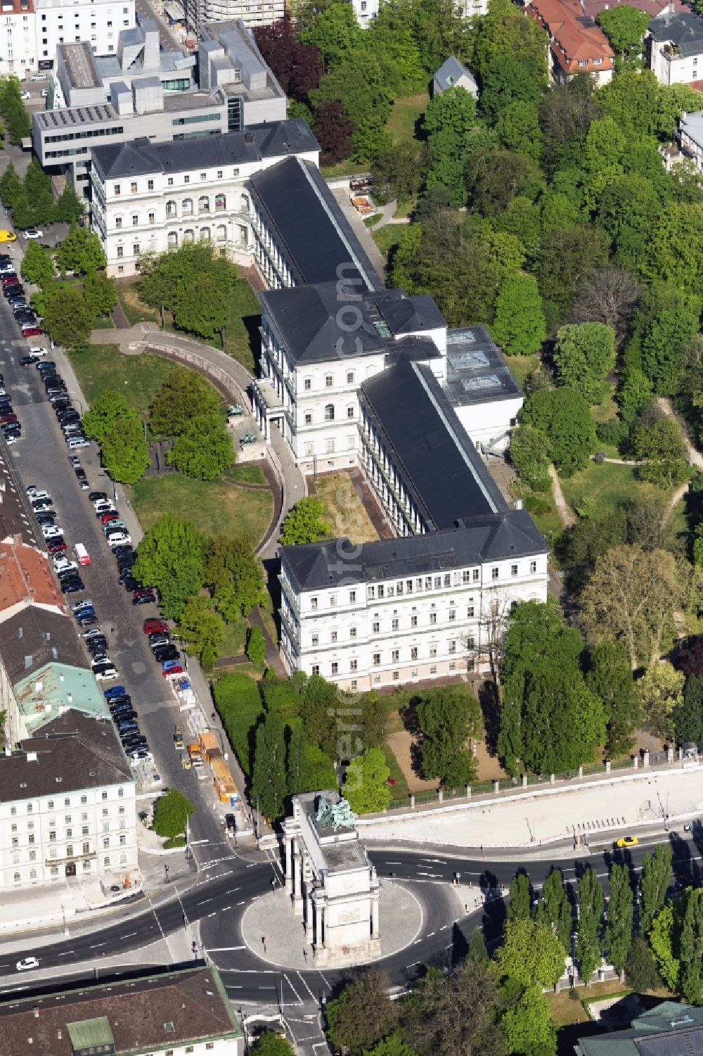 Aerial image München - Building complex of the university Kunstakademie in Munich in the state Bavaria