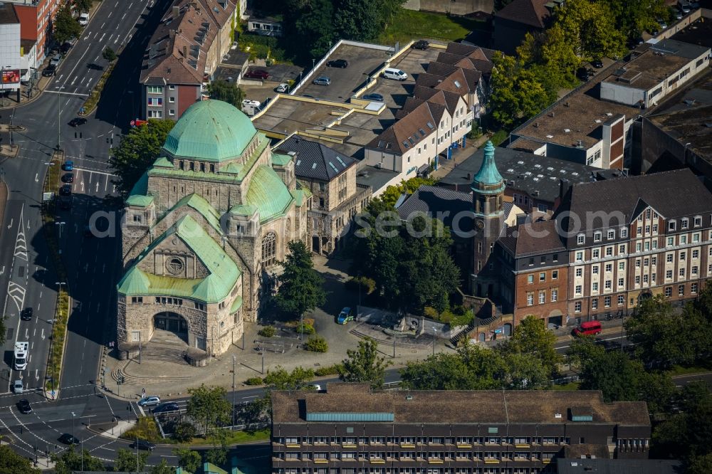 Aerial photograph Essen - Building the Old Synagogue of the Jewish community at the Steeler stree in the district Ostviertel in Essen at Ruhrgebiet in North Rhine-Westphalia