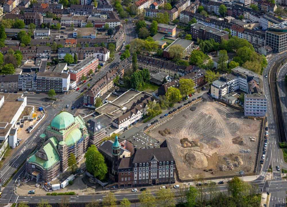 Aerial image Essen - Building the Old Synagogue of the Jewish community at the Steeler street in Essen in North Rhine-Westphalia