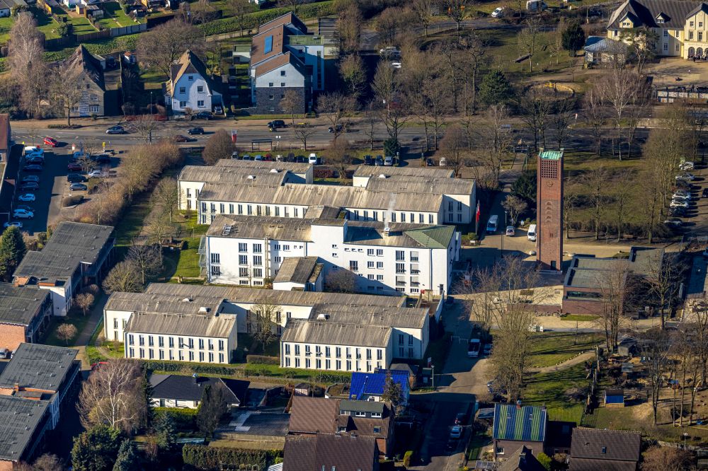 Selm from the bird's eye view: Building the retirement home Caritas Altenwohnhaus St. Josef on street Kreisstrasse in Selm in the state North Rhine-Westphalia, Germany