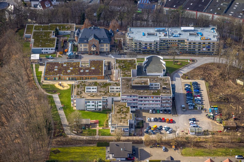 Fröndenberg/Ruhr from the bird's eye view: Buildings of the retirement home - retirement Schmallenbach-Haus in Froendenberg/Ruhr in the state North Rhine-Westphalia, Germany