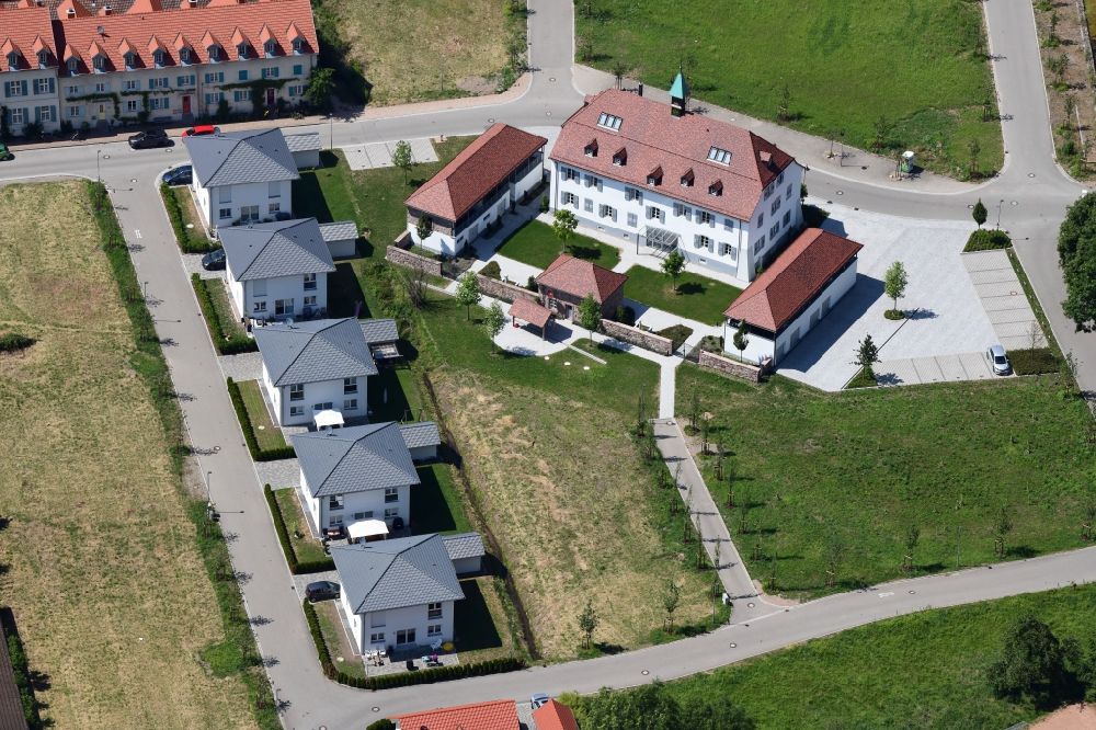 Aerial photograph Hausen im Wiesental - Buildings and parks at the mansion and manor house in Hausen im Wiesental in the state Baden-Wurttemberg, Germany