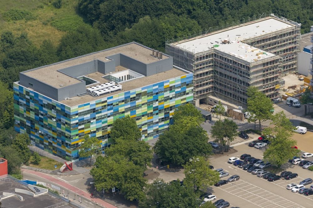 Bochum from the bird's eye view: Building of the biomedical center at Universitaetsstrasse in Bochum in North Rhine-Westphalia