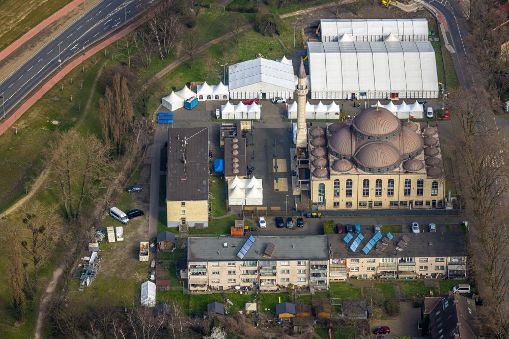 Aerial image Duisburg - Building the DITIB mosque at Warbruck street in Duisburg-Marxloh in North Rhine-Westphalia