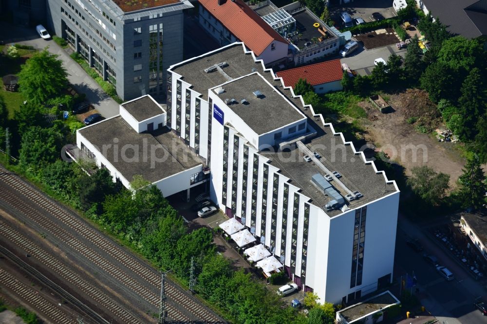 Aerial photograph Frankfurt am Main OT Niederrad - Building of the Dorint Hotel in Niederrad, a district of Frankfurt am Main in Hesse
