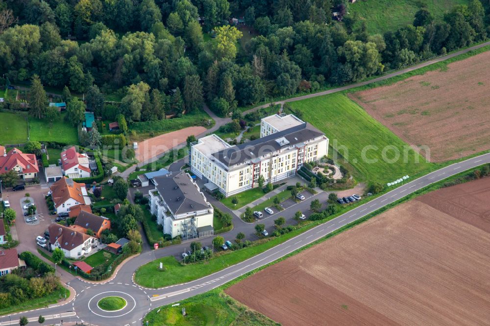 Aerial image Rüdesheim - Building of the retirement center DRK Seniorenzentrum on street Henry-Dunant-Strasse in Ruedesheim in the state Rhineland-Palatinate, Germany