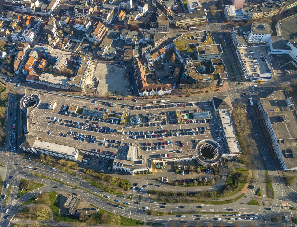 Aerial image Hamm - building of the shopping center Allee-Center of the ECE projectmanagement with parking level in Hamm in the state North Rhine-Westphalia. In the picture as well the Ritter Passage