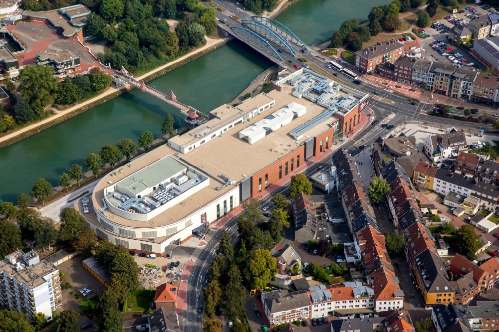 Aerial image Dorsten - Building the shopping center Mercaden Dorsten at the bridge Borkener road at Kananl in Dorsten in North Rhine-Westphalia
