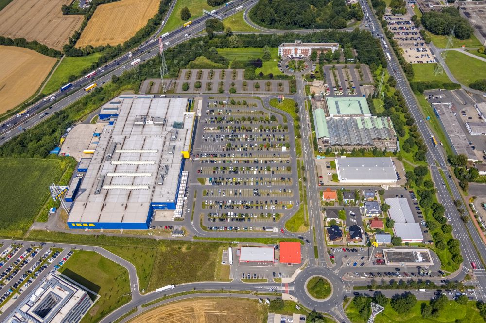 Aerial photograph Kamen - building of the store - furniture market IKEA Moebel & Einrichtungshaus Kamen on Kamen Karree in Kamen in the state North Rhine-Westphalia, Germany