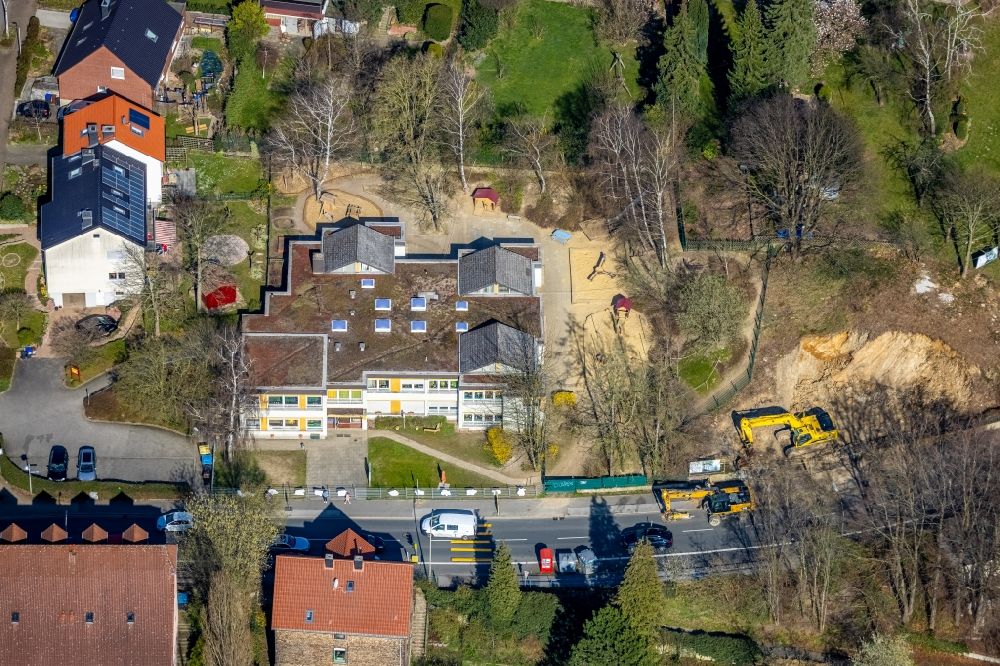 Aerial photograph Witten - Building the KITA day nursery Evangelischer Kindergarten on Anger in the district Ruedinghausen in Witten at Ruhrgebiet in the state North Rhine-Westphalia, Germany