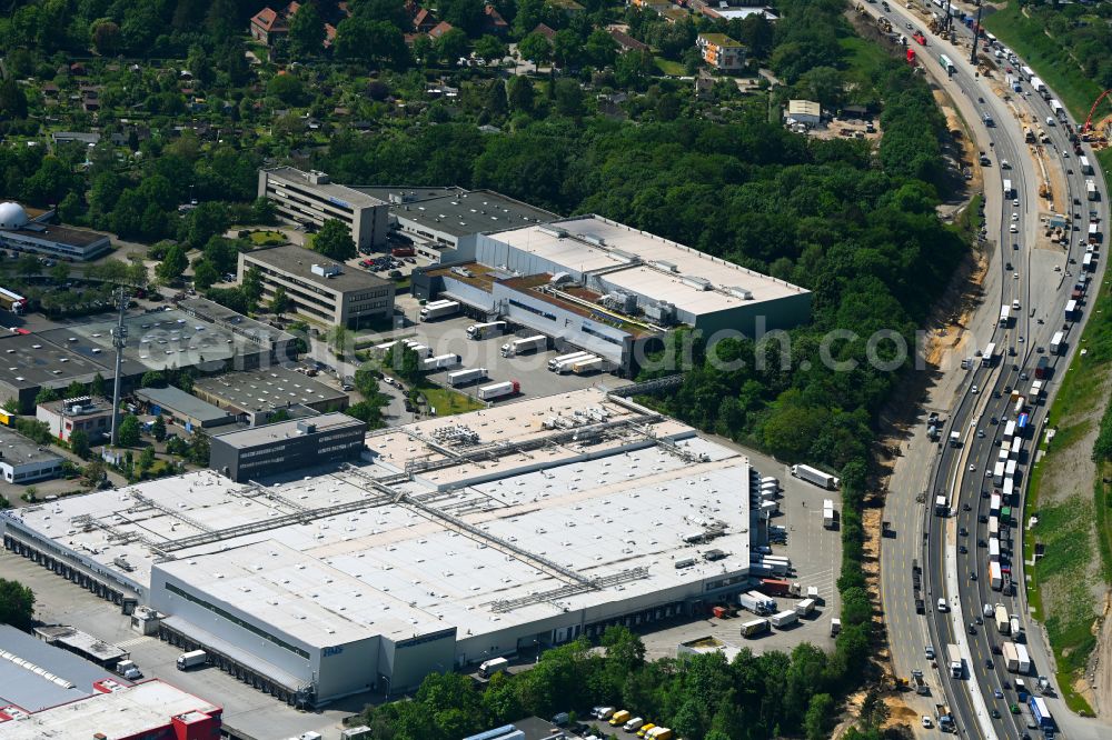 Aerial image Hamburg - Building of the wholesale center Chefs culinar north at the federal road A 7 in the district Bahrenfeld in Hamburg, Germany