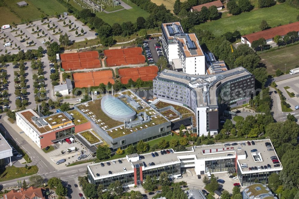 Aerial photograph Unterschleißheim - Complex of the hotel building INFINITY Hotel & Conference Resort Munich in Lohhof in the state Bavaria, Germany
