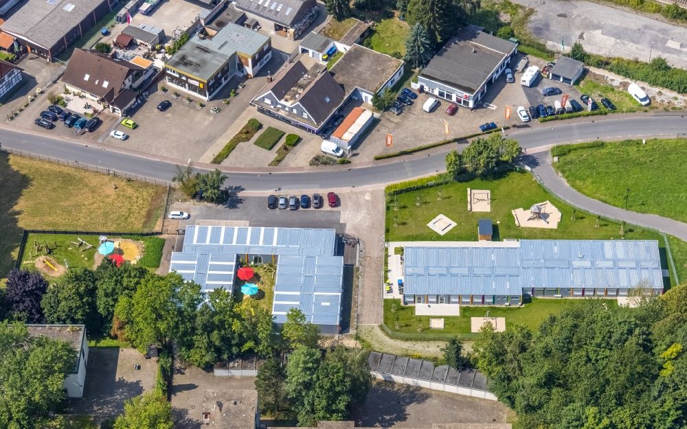 Bönen from the bird's eye view: Building the KITA day nursery Kita Rappelzappel on Poststrasse in the district Nordboegge in Boenen in the state North Rhine-Westphalia, Germany