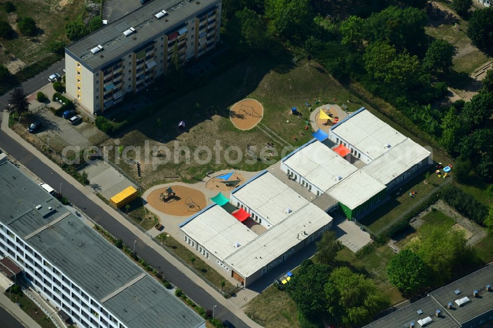 Magdeburg from the bird's eye view: Building the KITA day nursery on Georg-Kaiser-Strasse in the district Sudenburg in Magdeburg in the state Saxony-Anhalt, Germany