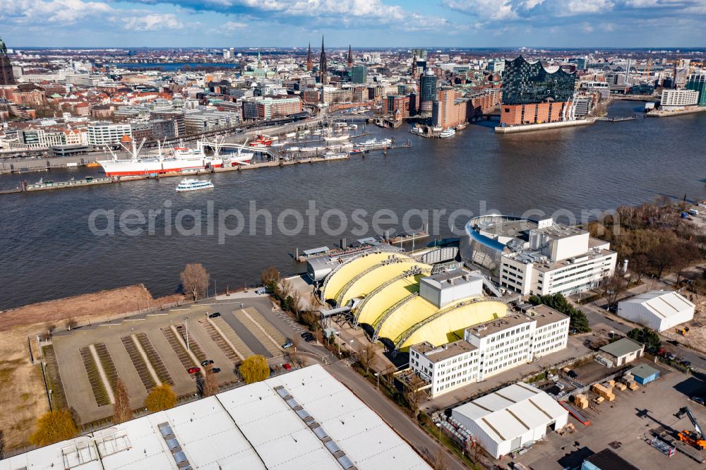 Hamburg from the bird's eye view: Building of the concert hall and theater playhouse in Hamburg, Germany