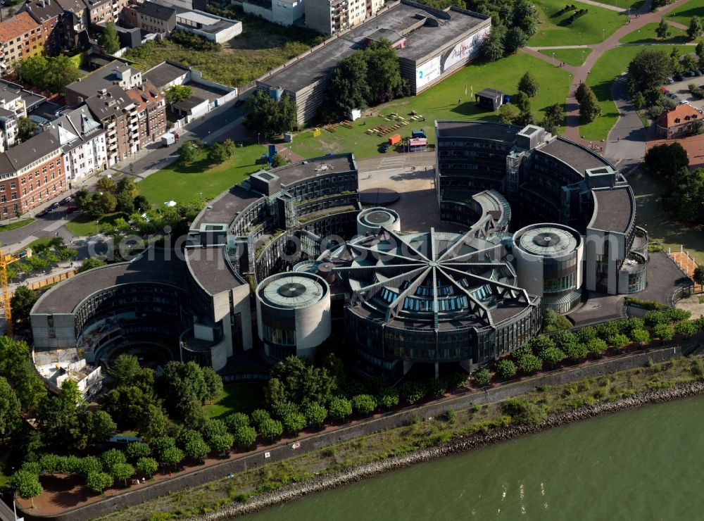 Düsseldorf from above - Building of parliament from Dusseldorf to the seat of the state government and the country's parliament on the banks of the river Rhine in Dusseldorf in North Rhine-Westphalia NRW