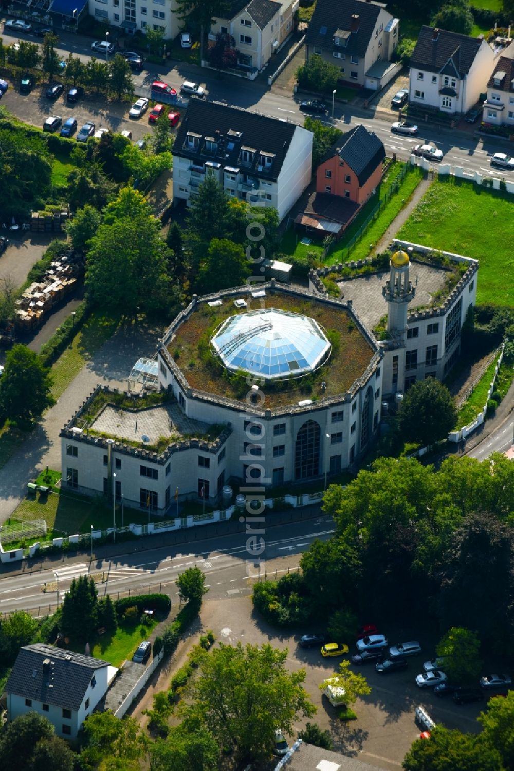 Aerial photograph Bonn - Building of the mosque Koenig-Fahd-Akademie on Mallwitzstrasse in the district Bad Godesberg in Bonn in the state North Rhine-Westphalia, Germany