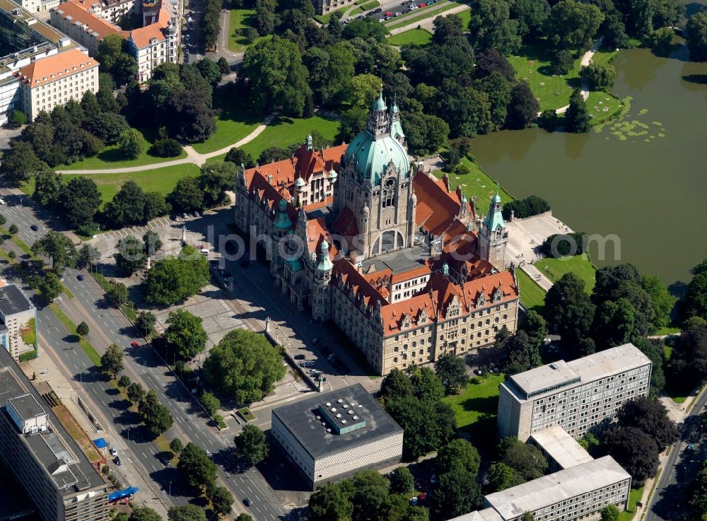 Hannover from above - Building of the New Town Hall on Maschpark Maschsee in the city of Hanover in Lower Saxony