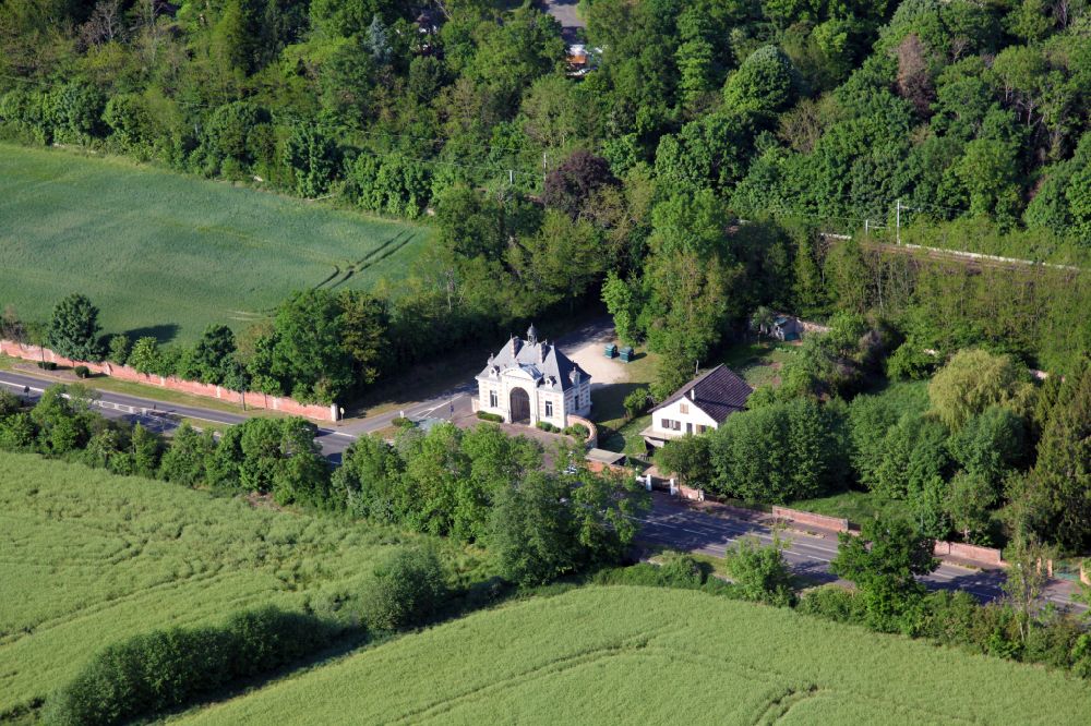 Briare from above - Buildings and parks at the mansion of the farmhouse Chateau de Beauvoire on street Clos de Beauvoir in Briare in Centre-Val de Loire, France