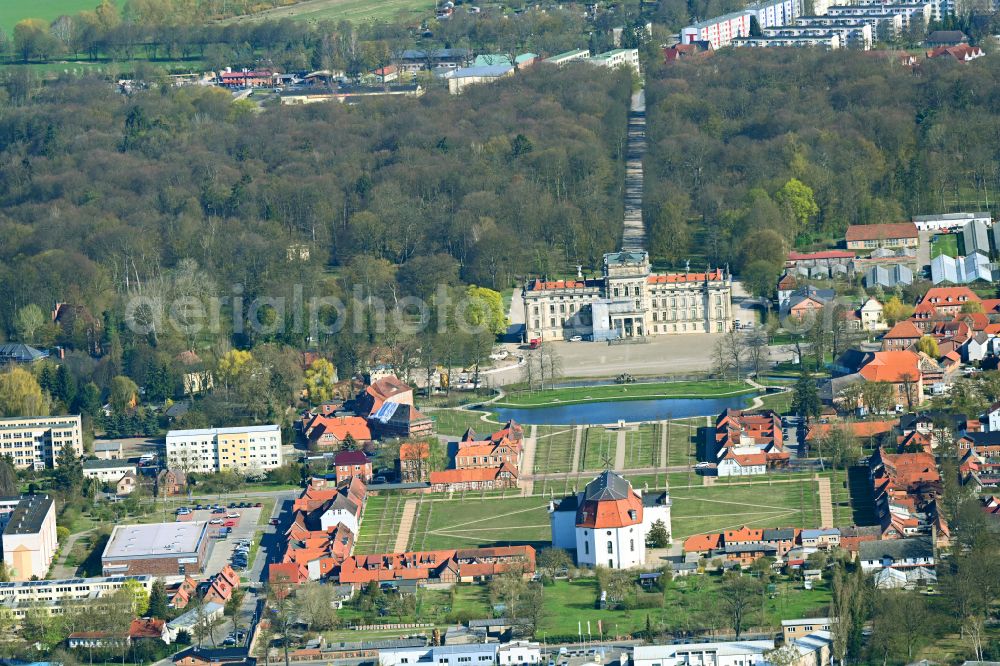 Aerial photograph Ludwigslust - Building and Castle Park Castle Ludwigslust in the state Mecklenburg - Western Pomerania
