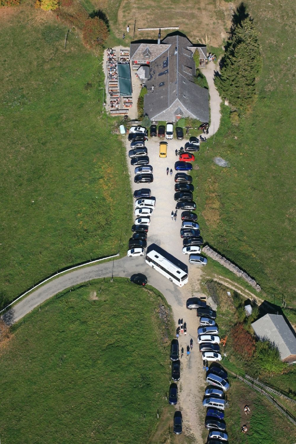 Aerial photograph Münstertal/Schwarzwald - Building and car park of the restaurant in the Black Forest in Muenstertal/Schwarzwald in the state Baden-Wurttemberg, Germany