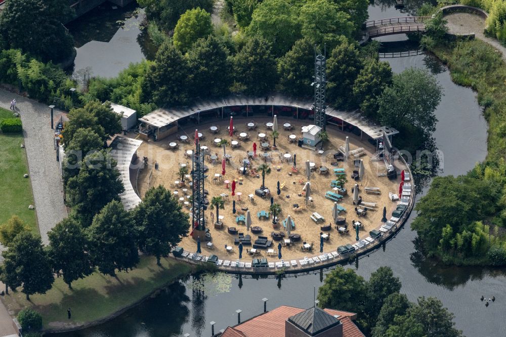 Aerial photograph Oberhausen - Building of the restaurant der Bar CentrO-Beach on CentrO-Promenade in Oberhausen at Ruhrgebiet in the state North Rhine-Westphalia, Germany