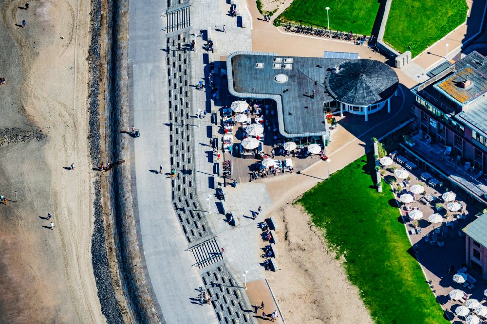 Norderney from the bird's eye view: Building of the restaurant Milkbar Norderney on the island of Norderney in the state Lower Saxony, Germany