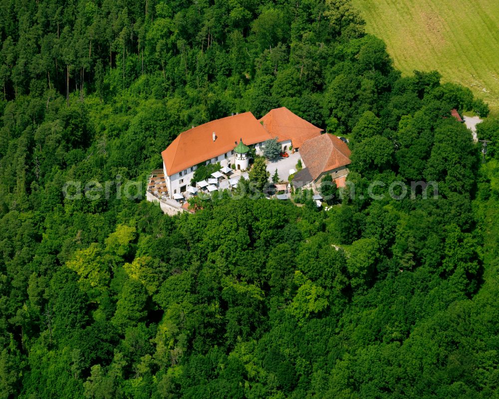 Aerial photograph Ammerbuch - Building of the restaurant Schloss Hohenentringen in Ammerbuch in the state Baden-Wuerttemberg, Germany