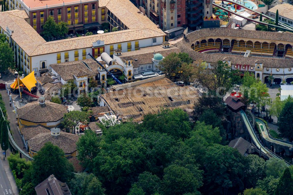 Aerial photograph Rust - Demolition work on the ruins of the building and the fire Themenwelt Yomi-Zauberwelt of Diamanten on street Europa-Park-Strasse in Rust in the state Baden-Wuerttemberg, Germany