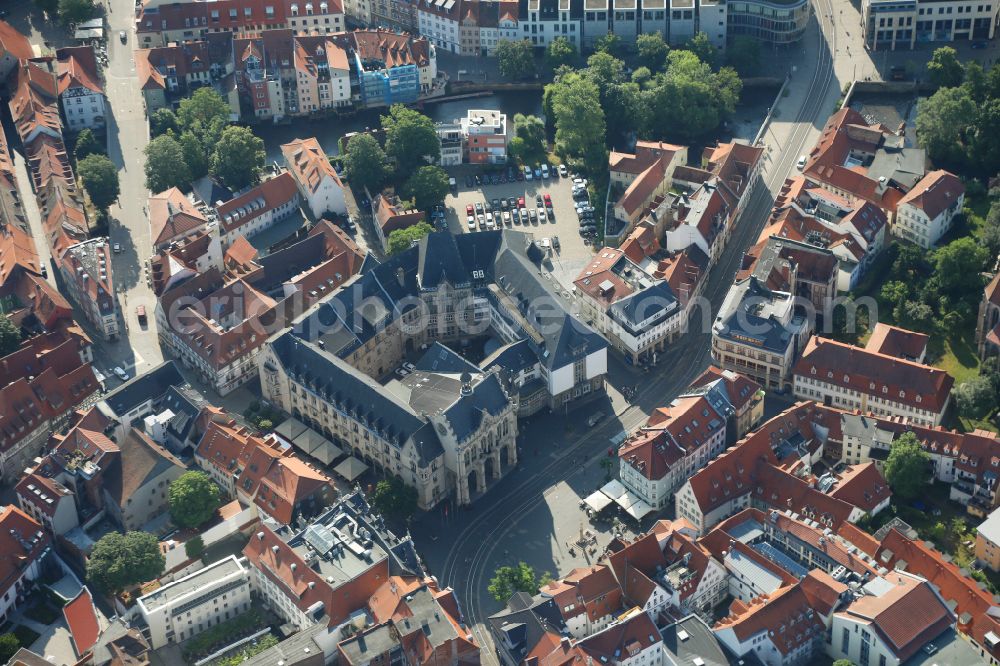 Aerial image Erfurt - Town Hall building of the city administration on Fischmarkt in of Altstadt in Erfurt in the state Thuringia, Germany