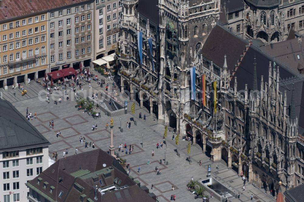 München from the bird's eye view: Building of the city administration - New Town Hall on Marienplatz in Munich in Bavaria