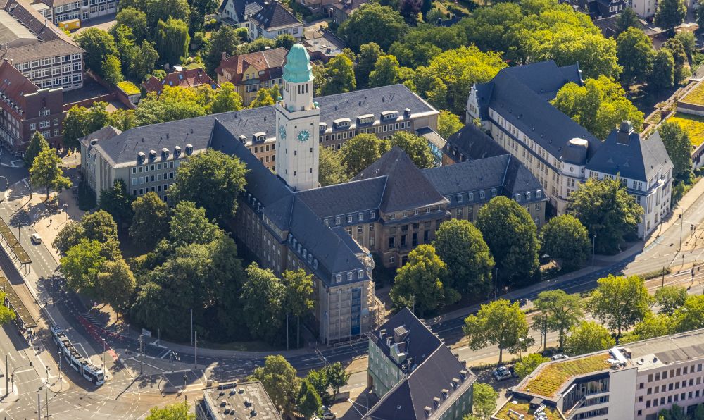 Aerial photograph Gelsenkirchen - Town Hall building of the city administration Buer on the main square in the district Buer in Gelsenkirchen at Ruhrgebiet in North Rhine-Westphalia, Germany