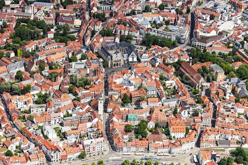 Aerial image Erfurt - Town Hall building of the city administration in of Innenstadt in Erfurt in the state Thuringia, Germany